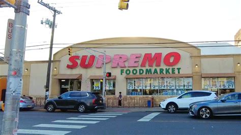 Supremo supermarket - Sep 1, 2022 · Opened: 2020. Previous Tenants: ACME Markets (late 70s/early 80s - 2002) > Supreme Food Market (2005-2020) Cooperative: none. Location: 900 Orthodox St, Frankford, Philadelphia, PA. Photographed: July 2021. By now, we're pretty well-versed in Supremo -- we've seen 13 of their 14 stores. And here's the 14th! 